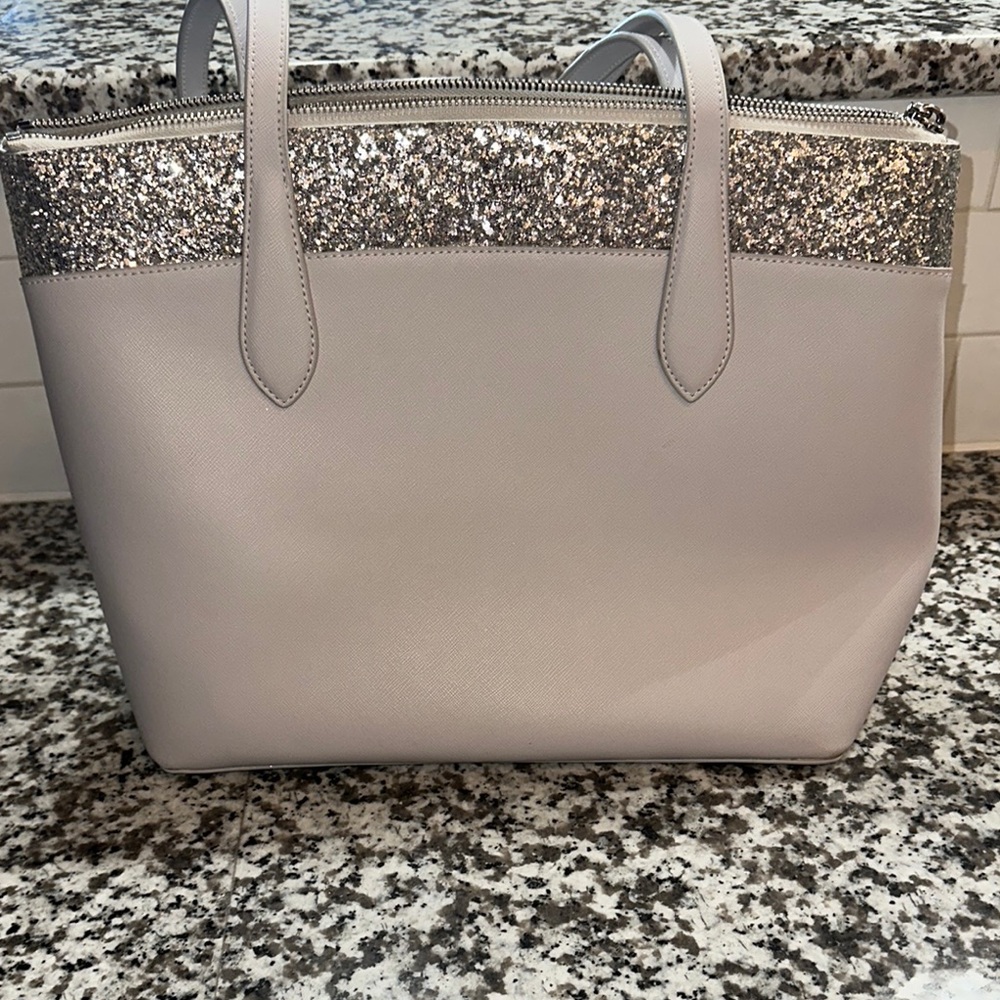 Kate Spade Silver and Gray Tote Bag with Structured Design